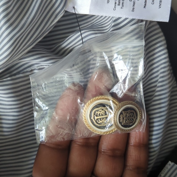 Talbots blazer, have extra buttons - Picture 4 of 5